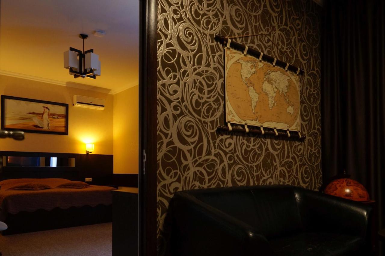 Delta Hotel Vylkove Esterno foto